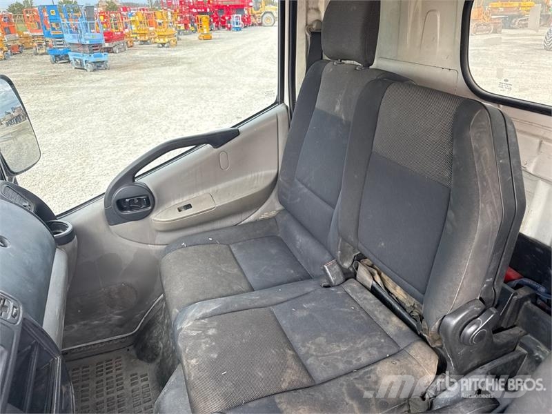 Nissan Cabstar 35.13 Dump Truck Kipper