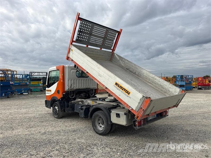 Nissan Cabstar 35.13 Dump Truck Kipper