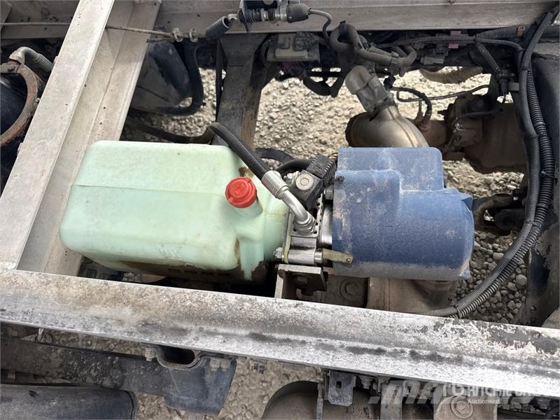 Nissan Cabstar 35.13 Dump Truck Kipper