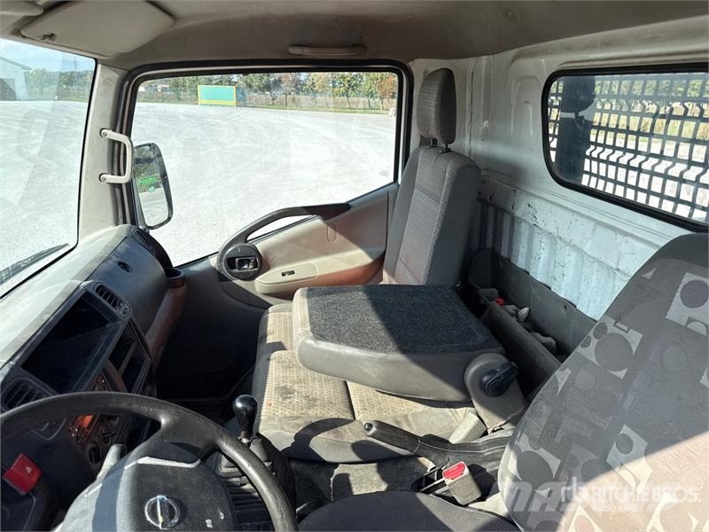 Nissan Cabstar 35.13 Dump Truck Sora- ja kippiautot