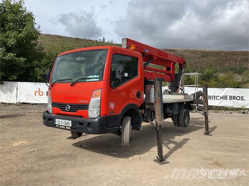Nissan Cabstar 4x2 NT400 4X2 on 2015 CTE ZED 21.2JH 20 m Avtokošare
