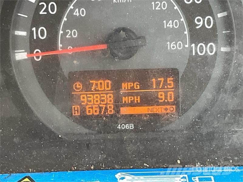 Nissan Cabstar 4x2 NT400 4X2 on 2015 CTE ZED 21.2JH 20 m Avtokošare