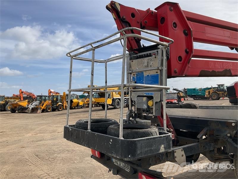 Nissan Cabstar 4x2 NT400 4X2 on 2015 CTE ZED 21.2JH 20 m Avtokošare
