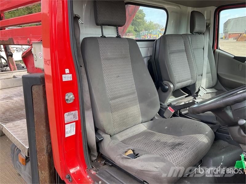 Nissan Cabstar 4x2 NT400 4X2 on 2015 CTE ZED 21.2JH 20 m Avtokošare