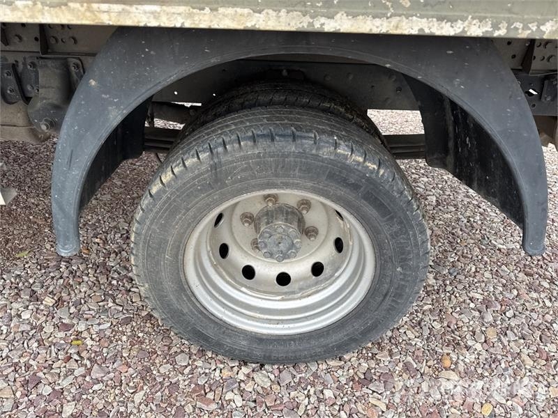 Nissan Cabstar NT400 32.12 4x2 Camion Benne Dump Truck (I Kiperi kamioni