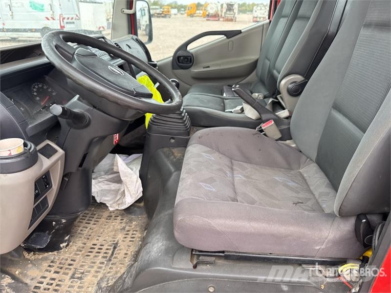 Nissan Cabstar NT400 32.12 4x2 Camion Benne Dump Truck (I Kiperi kamioni