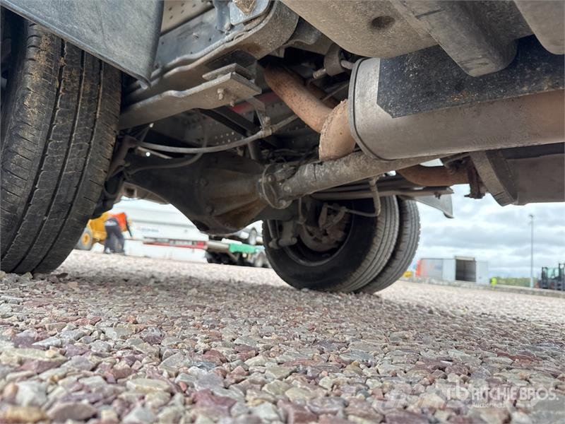 Nissan Cabstar NT400 32.12 4x2 Camion Benne Dump Truck (I Kiperi kamioni