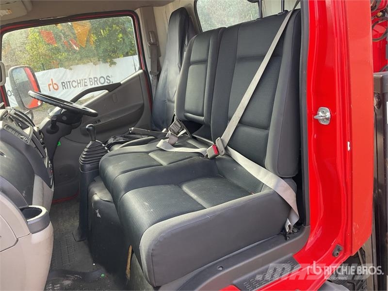 Nissan Cabstar NT400 4x2 on CTE ZED 21.2JH 20 m Bucket Tr Piattaforme autocarrate