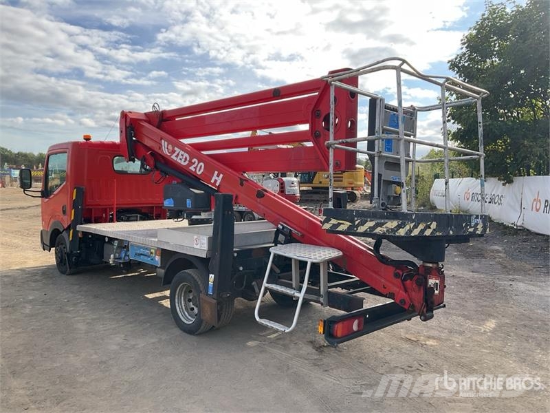 Nissan Cabstar NT400 4x2 on CTE ZED 21.2JH 20 m Bucket Tr Piattaforme autocarrate