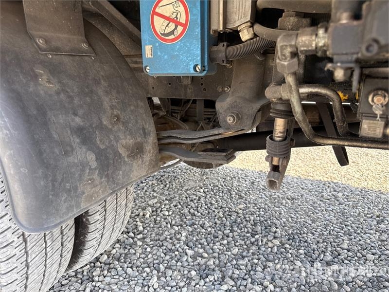 Nissan DA 324 23 m on Nissan Cabstar 35.12 Bucket Truck Podnośniki koszowe