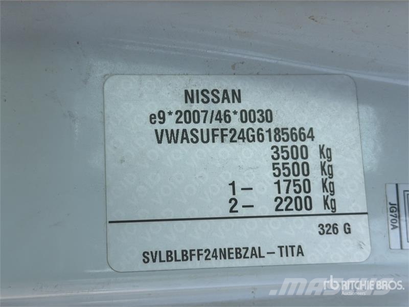 Nissan DA320 19 m on Nissan NT400 Bucket Truck LKW-Arbeitsbühnen