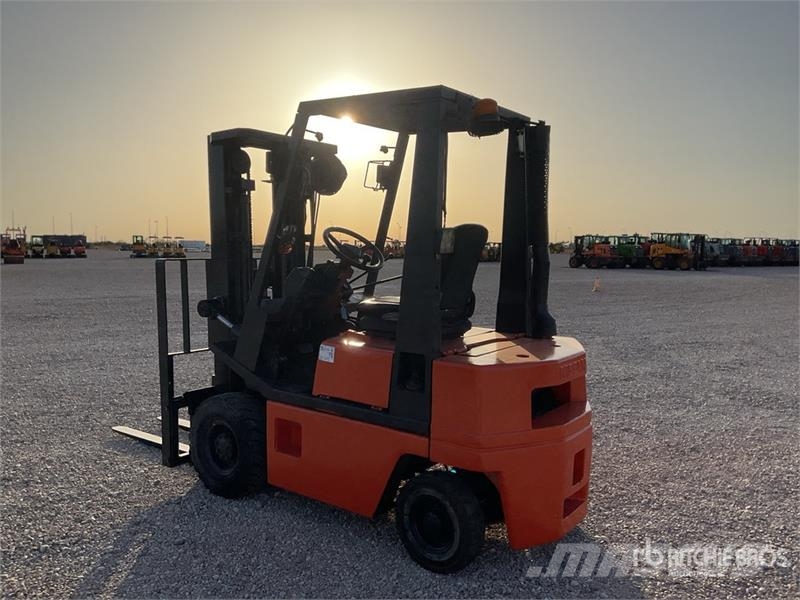 Nissan EH01A15U Forklift Περονοφόρα ανυψωτικά κλαρκ - άλλα