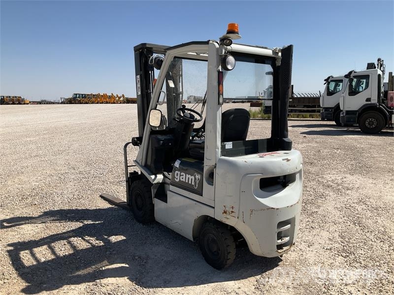 Nissan FD01A18Q Forklift (Inoperable) Περονοφόρα ανυψωτικά κλαρκ - άλλα