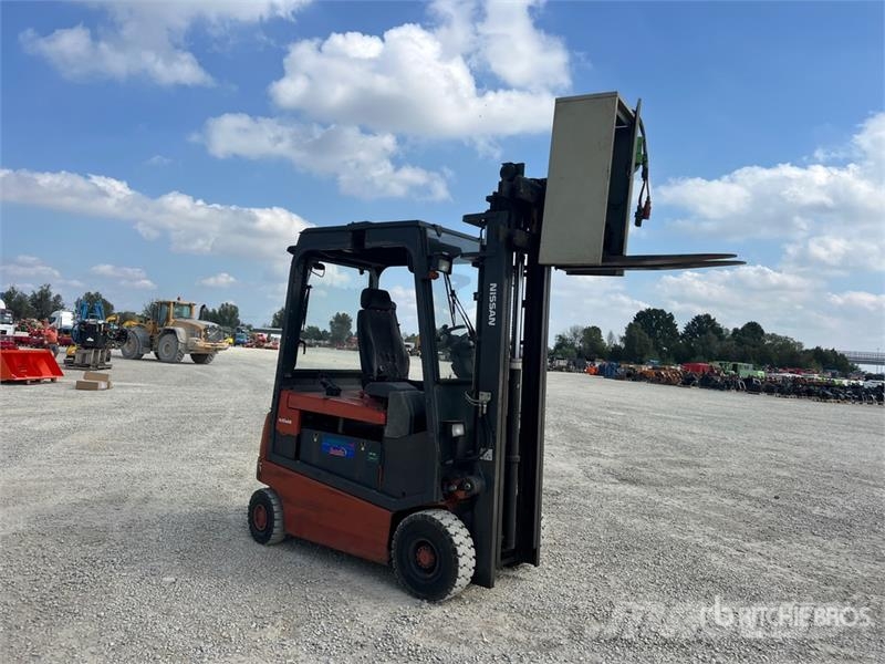 Nissan GQ02L25CU 2500 kg Electric Forklift Elektrikli forkliftler
