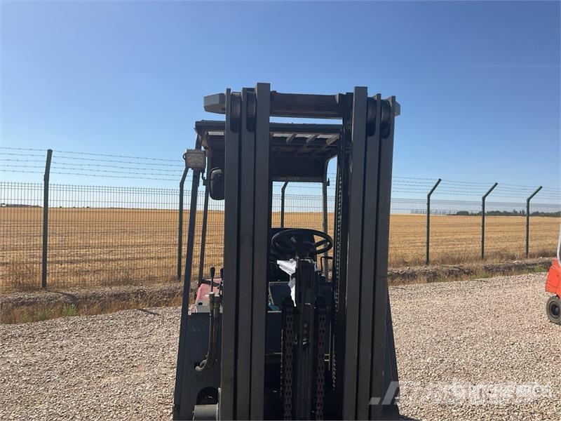 Nissan GQ02L30CU Electric Forklift 전동 지게차