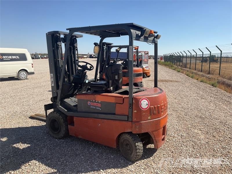 Nissan GQ02L30CU Electric Forklift 전동 지게차