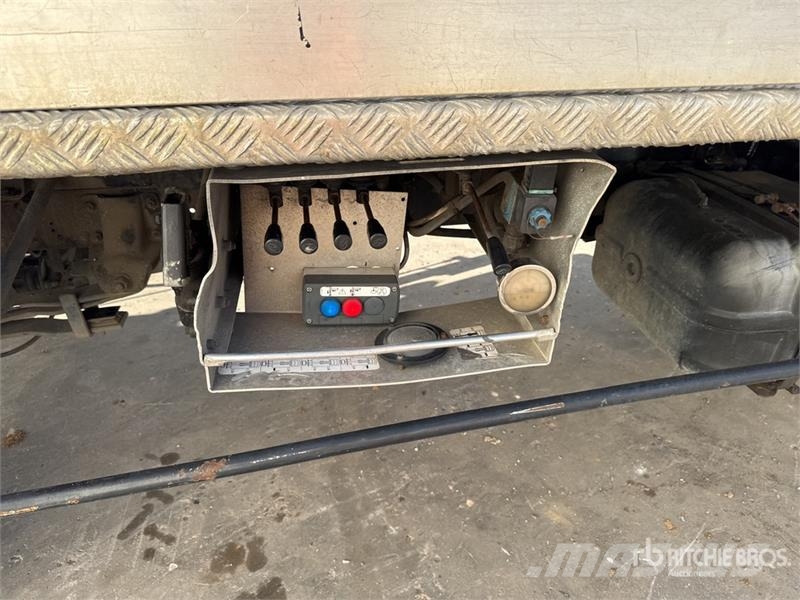 Nissan GSR E148T 13.7 m on  Nissan Cabstar 35.12 4x2 Cami Avtokošare