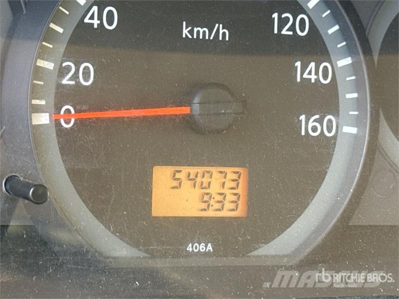 Nissan GSR E148T 13.7 m on  Nissan Cabstar 35.12 4x2 Cami Avtokošare