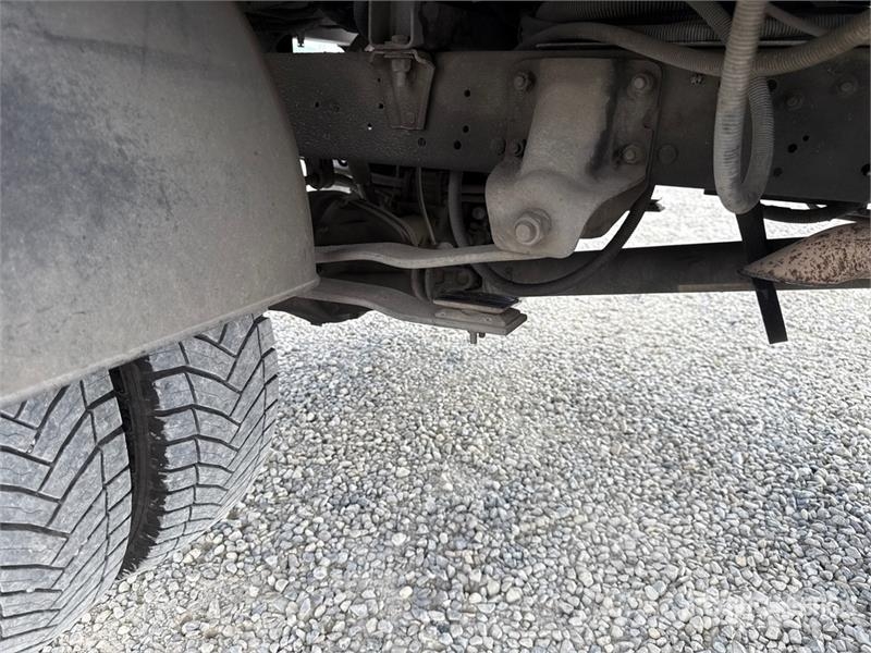 Nissan Isoli PNT 230 20.5 m on Nissan Cabstar NT400 Bucke Avtokošare