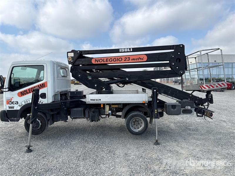 Nissan Isoli PNT 230 20.5 m on Nissan Cabstar NT400 Bucke Avtokošare