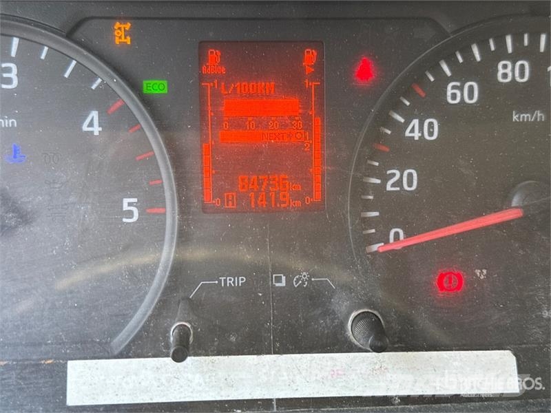 Nissan Isoli PNT230 20.5 m on Nissan Cabstar 35.13 Bucke 트럭 탑재 고소작업대