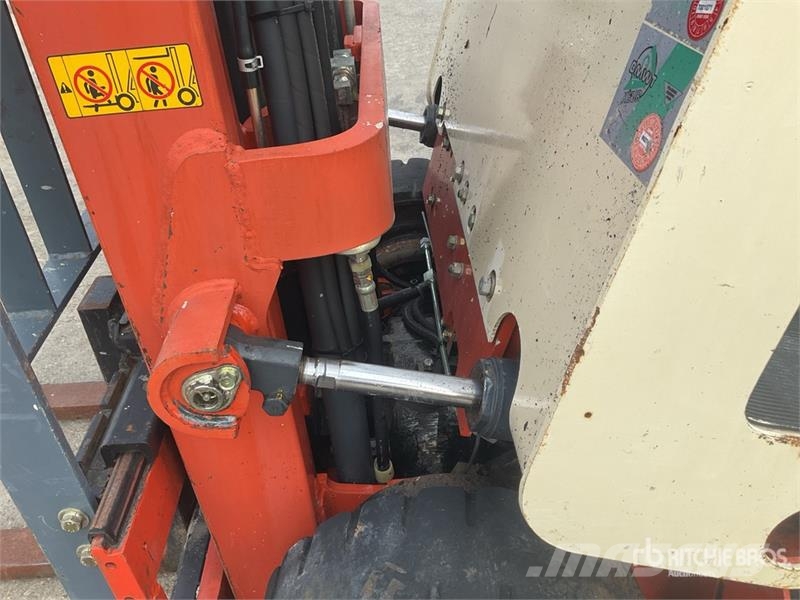 Nissan M01L-15U 1500 kg Electric Forklift Elektrostapler