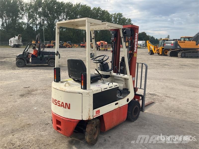 Nissan M01L-15U 1500 kg Electric Forklift Elektrostapler