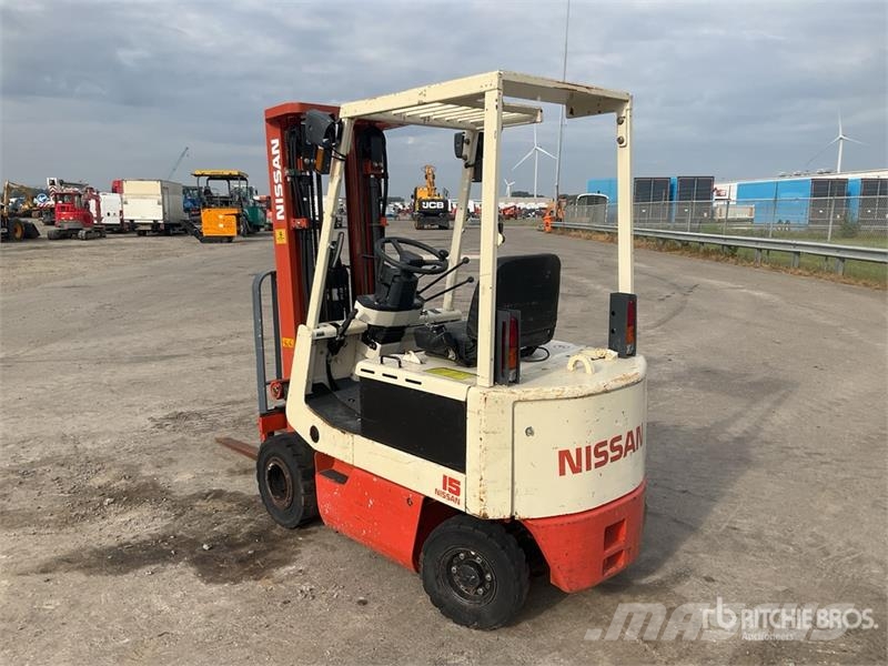 Nissan M01L-15U 1500 kg Electric Forklift Elektrostapler