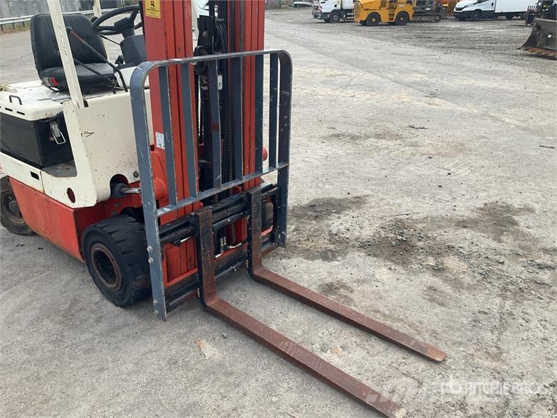 Nissan M01L-15U 1500 kg Electric Forklift Elektrostapler