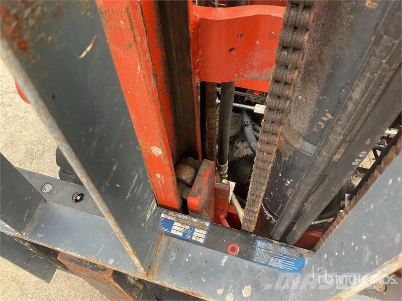 Nissan M01L-15U 1500 kg Electric Forklift Elektrostapler