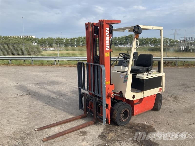 Nissan M01L-15U 1500 kg Electric Forklift Elektrostapler