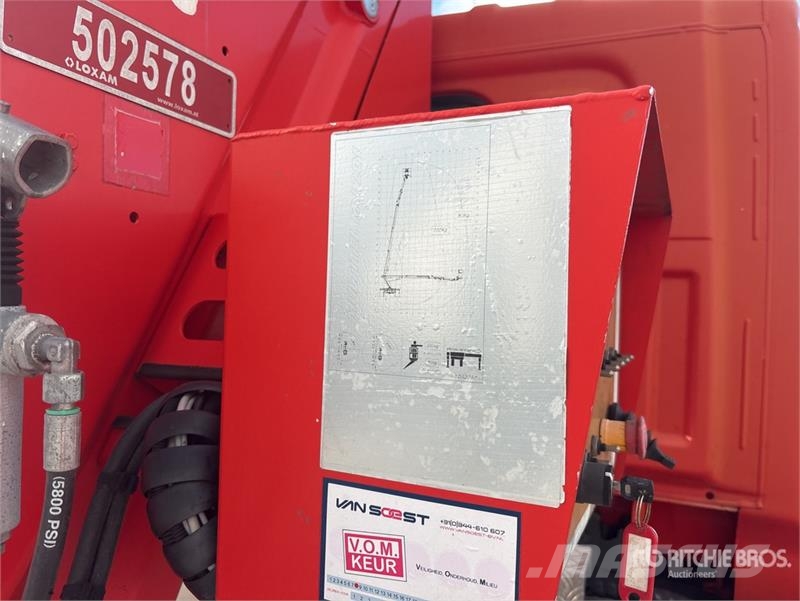 Nissan MJ201 20.1 m on Nissan NT400 4x2 Bucket Truck Auto korpe