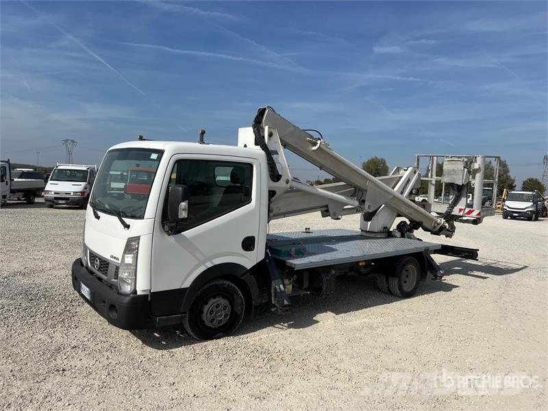 Nissan Multitel HX195 19 m on Nissan Cabstar 35.13 Bucket LKW-Arbeitsbühnen