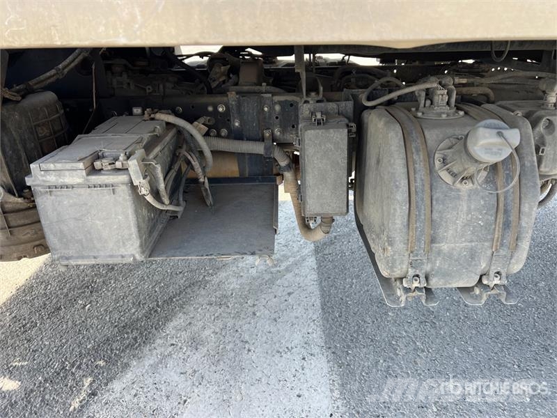 Nissan Multitel HX195 19 m on Nissan Cabstar 35.13 Bucket Nostolava-autot
