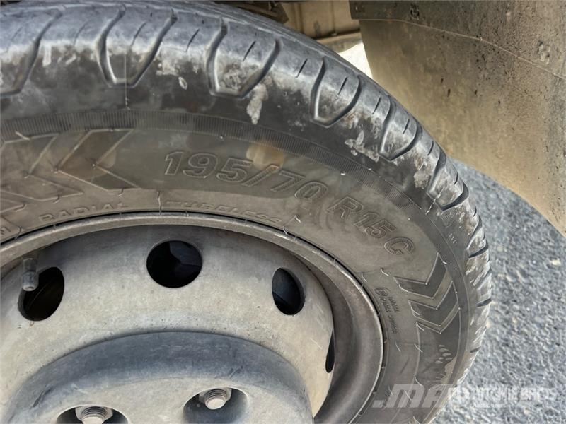 Nissan Multitel HX195 19 m on Nissan Cabstar 35.13 Bucket Nostolava-autot