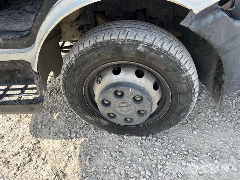 Nissan Multitel HX195 19 m on Nissan Cabstar 35.13 Bucket LKW-Arbeitsbühnen