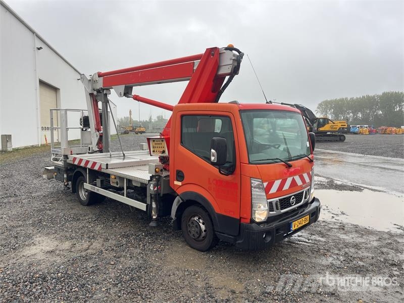 Nissan Multitel MT222 22.2 m on Nissan NT400 4x2 Bucket Plataformas aéreas montadas em caminhão