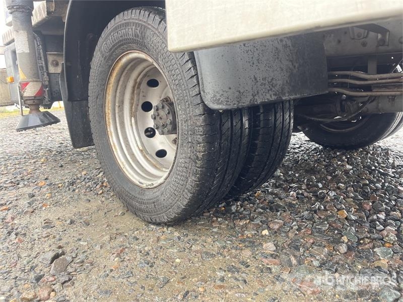 Nissan Multitel MT222 22.2 m on Nissan NT400 4x2 Bucket Plataformas aéreas montadas em caminhão