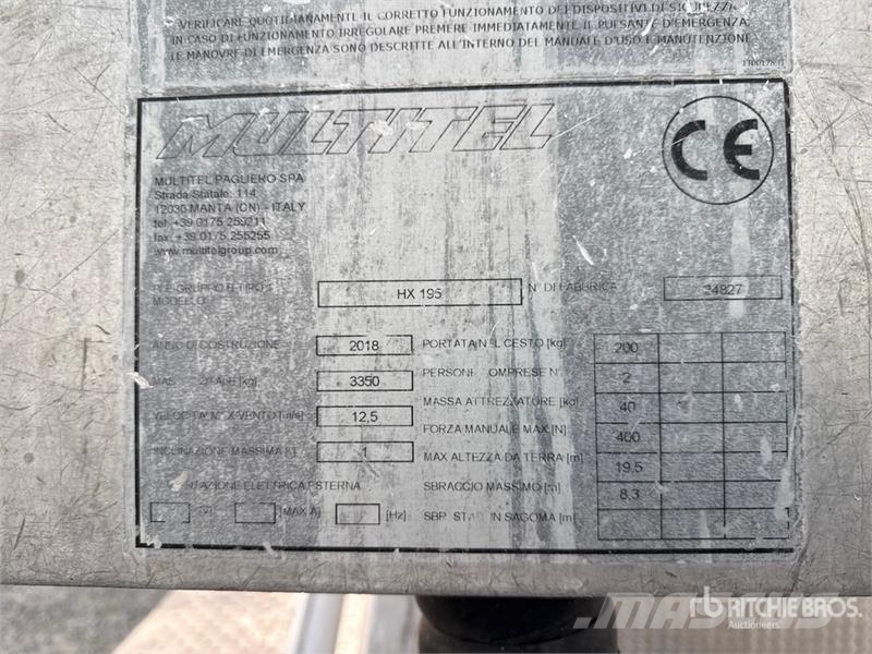 Nissan Multitel Pagliero HX195 19.5 m on Nissan Cabstar B Teherautóra szerelt emelők és állványok