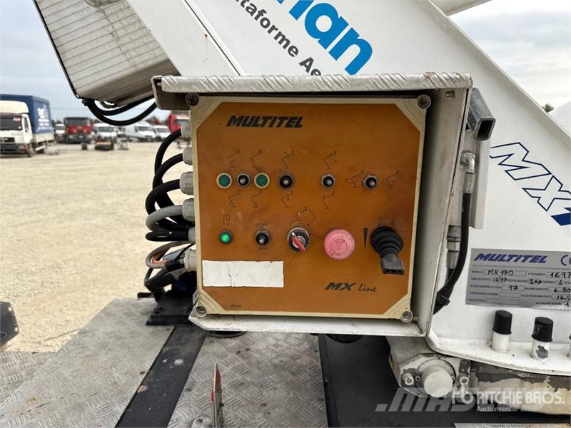 Nissan Multitel Pagliero MX 170 17 m on Nissan Cabstar 3 Lastbilmonterede lifte
