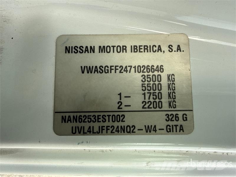 Nissan Multitel Pagliero MX 170 17 m on Nissan Cabstar 3 Lastbilmonterede lifte
