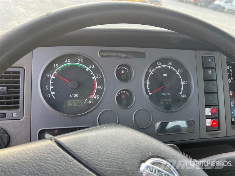 Nissan MX 270 EX 27 m on Nissan Atleon 56.15 Comfort 4x2 Lastbilmonterede lifte