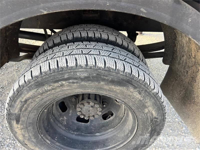 Nissan MX 270 EX 27 m on Nissan Atleon 56.15 Comfort 4x2 Lastbilmonterede lifte