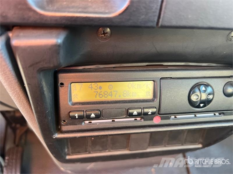 Nissan MX 270 EX 27 m on Nissan Atleon 56.15 Comfort 4x2 Lastbilmonterede lifte