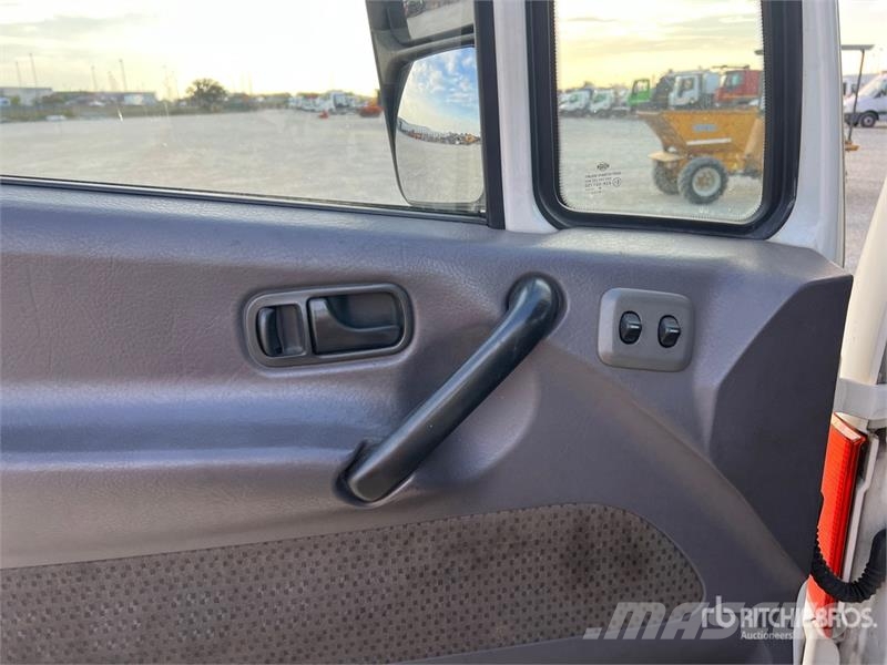 Nissan MX 270 EX 27 m on Nissan Atleon 56.15 Comfort 4x2 Lastbilmonterede lifte
