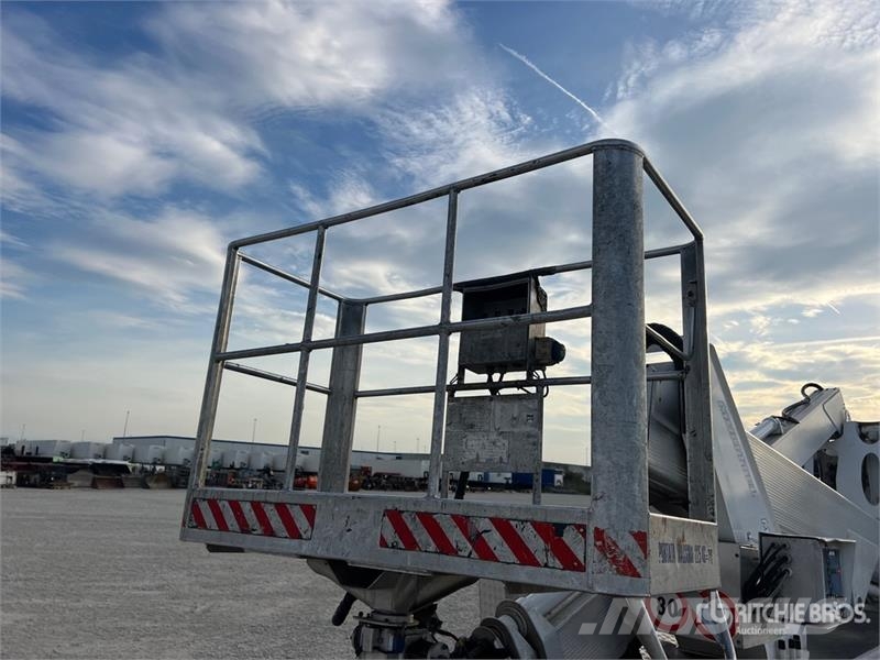 Nissan MX 270 EX 27 m on Nissan Atleon 56.15 Comfort 4x2 Lastbilmonterede lifte