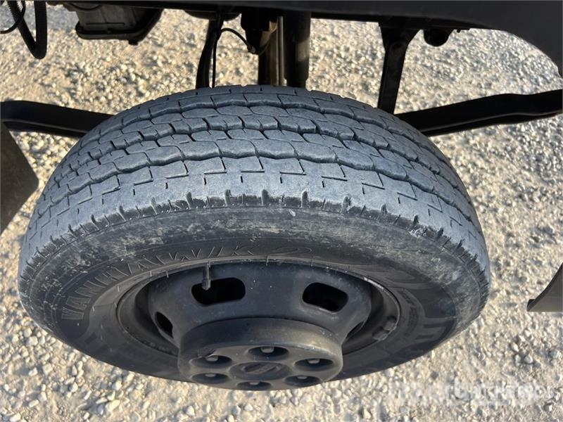 Nissan MX 270 EX 27 m on Nissan Atleon 56.15 Comfort 4x2 Lastbilmonterede lifte
