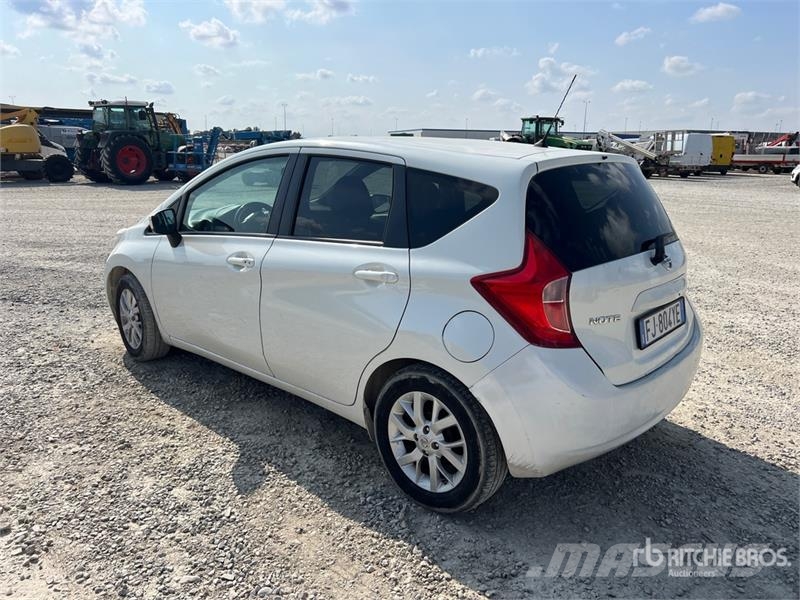 Nissan Note Automobile (Inoperable) Cars