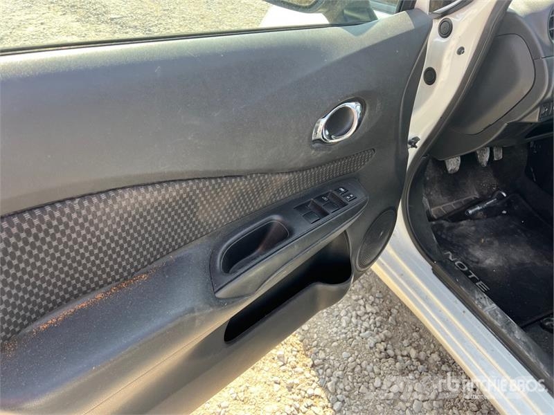 Nissan Note Automobile (Inoperable) Cars