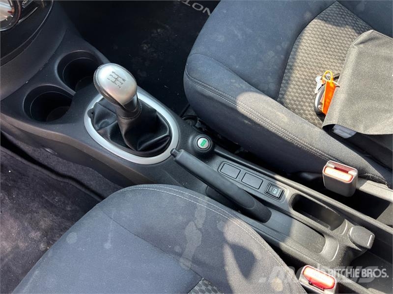 Nissan Note Automobile (Inoperable) Cars